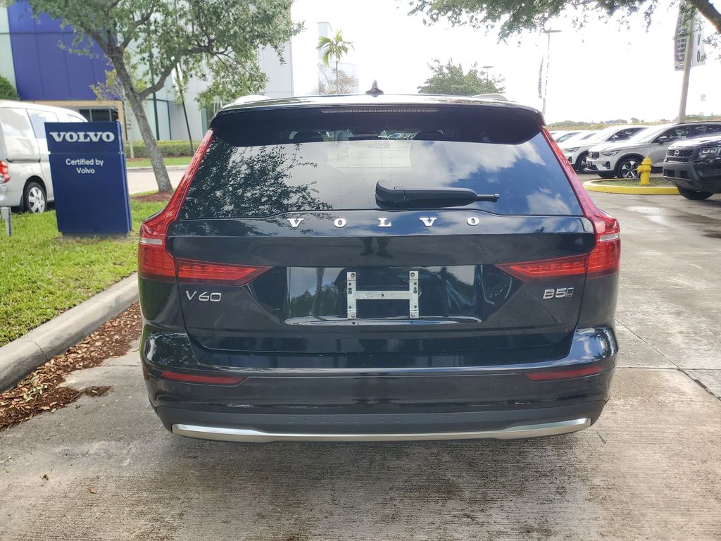 used 2024 Volvo V60 Cross Country car, priced at $34,895