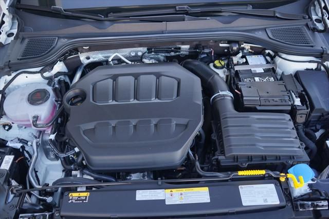 Thumbnail: 2026 Volkswagen Golf - 15