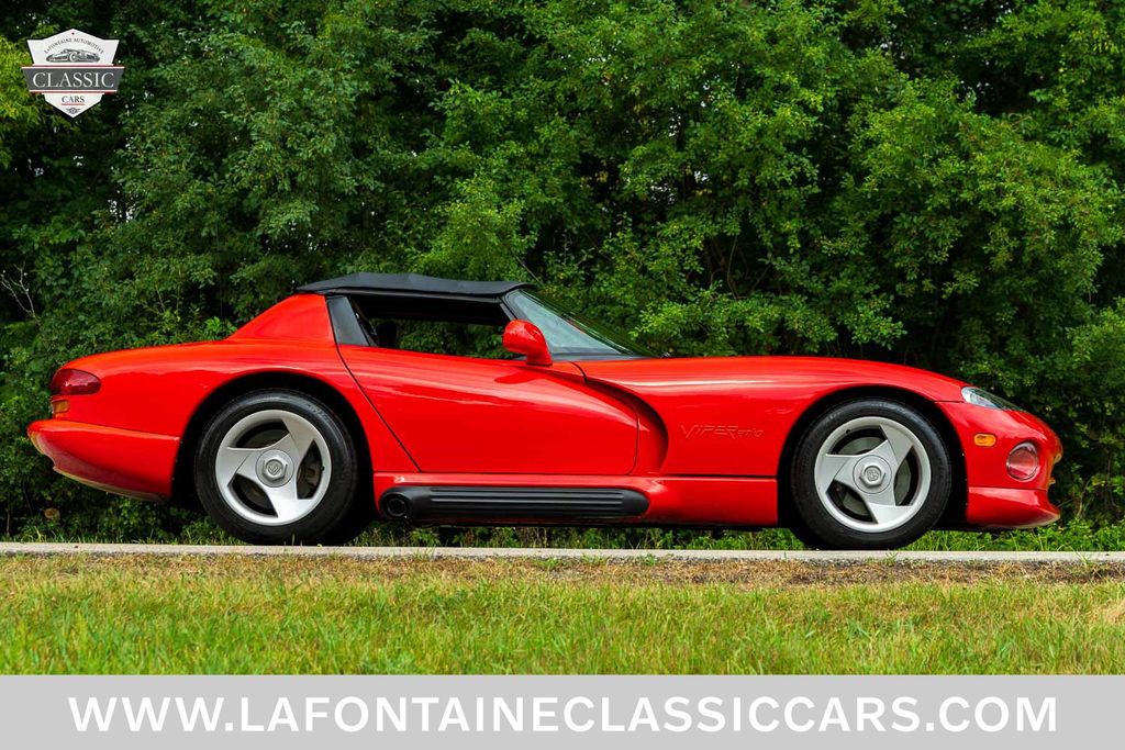1992 Dodge Viper 12