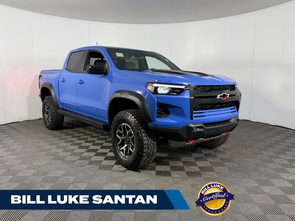 Reef Blue Metallic 2025 Chevrolet Colorado Pickup Truck Four-Wheel Drive 8-Speed Automatic
