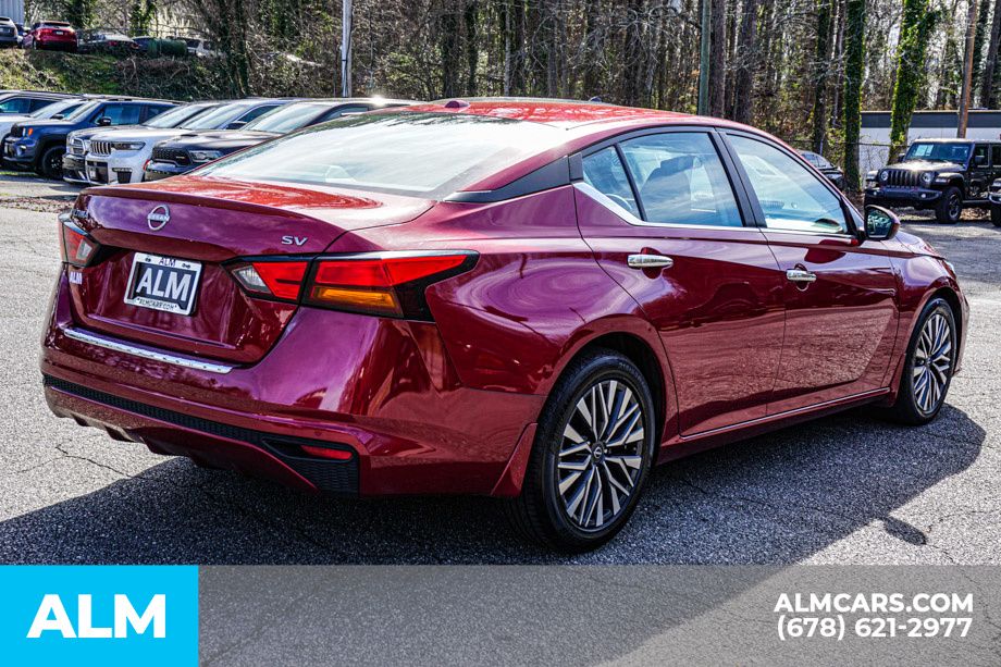 2023 Nissan Altima 2.5 SV photo 5