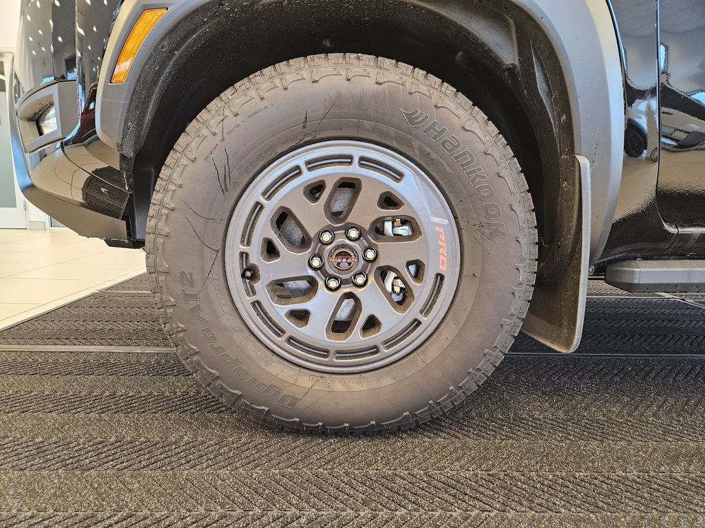 2025 Nissan Frontier PRO-4X