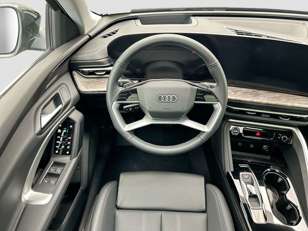 Thumbnail: 2025 Audi Q5 - 10