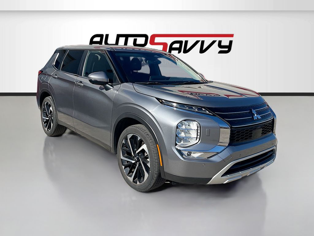 2024 Mitsubishi Outlander SE S-AWC's photo