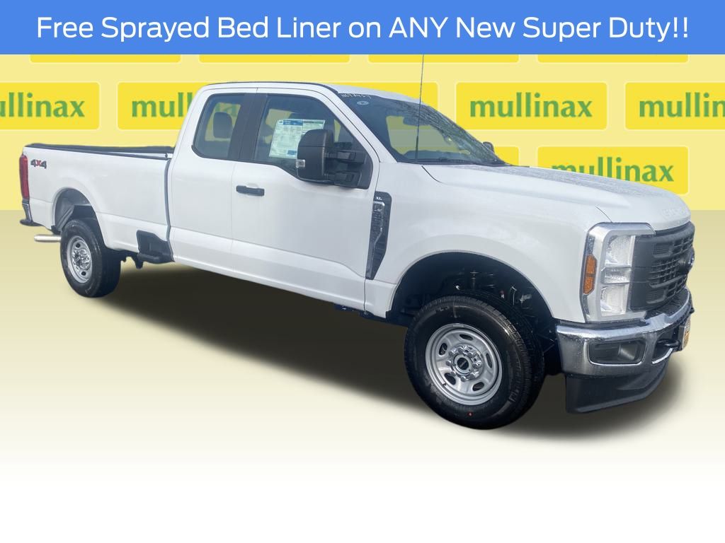 Z1 Oxford White 2026 Ford F-250 Super Duty Pickup Truck Four-Wheel Drive Automatic