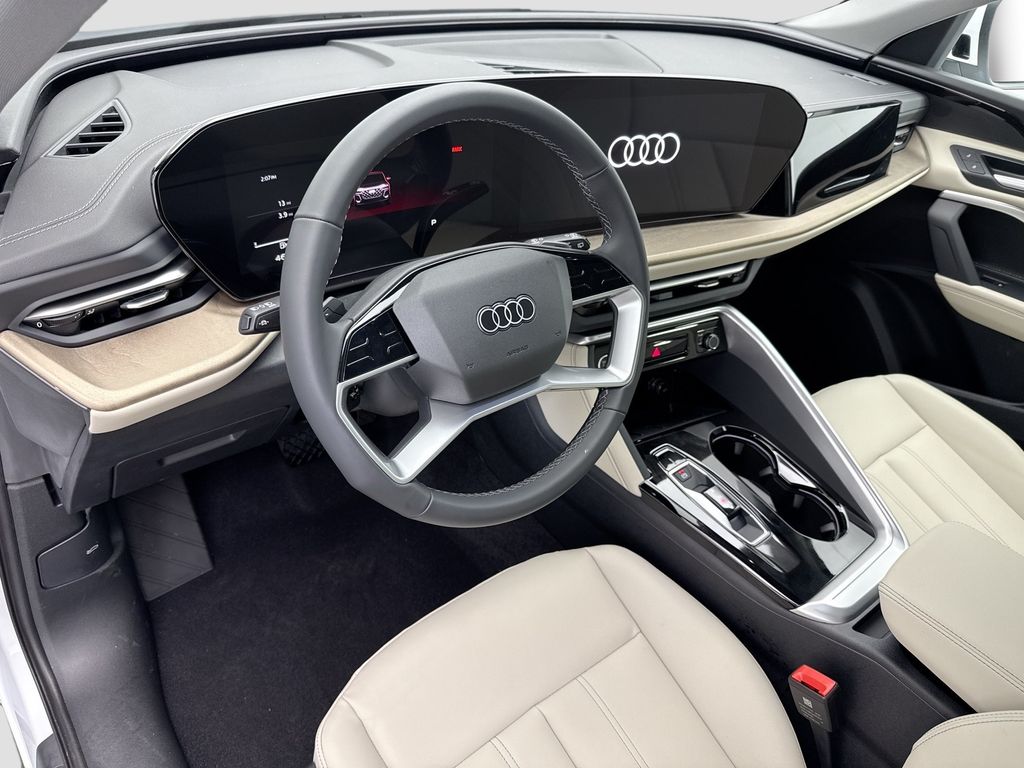 Thumbnail: 2025 Audi Q5 - 9