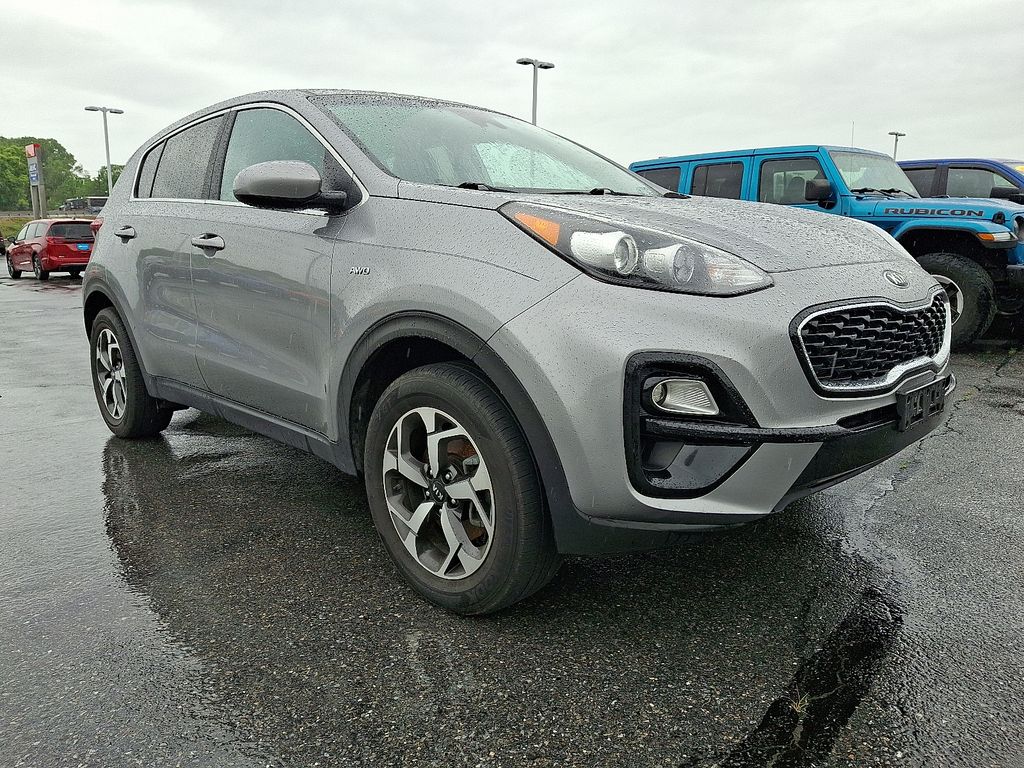 2022 Kia Sportage — photo 1