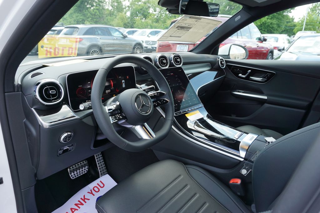 2025 Mercedes-Benz GLC 300 20