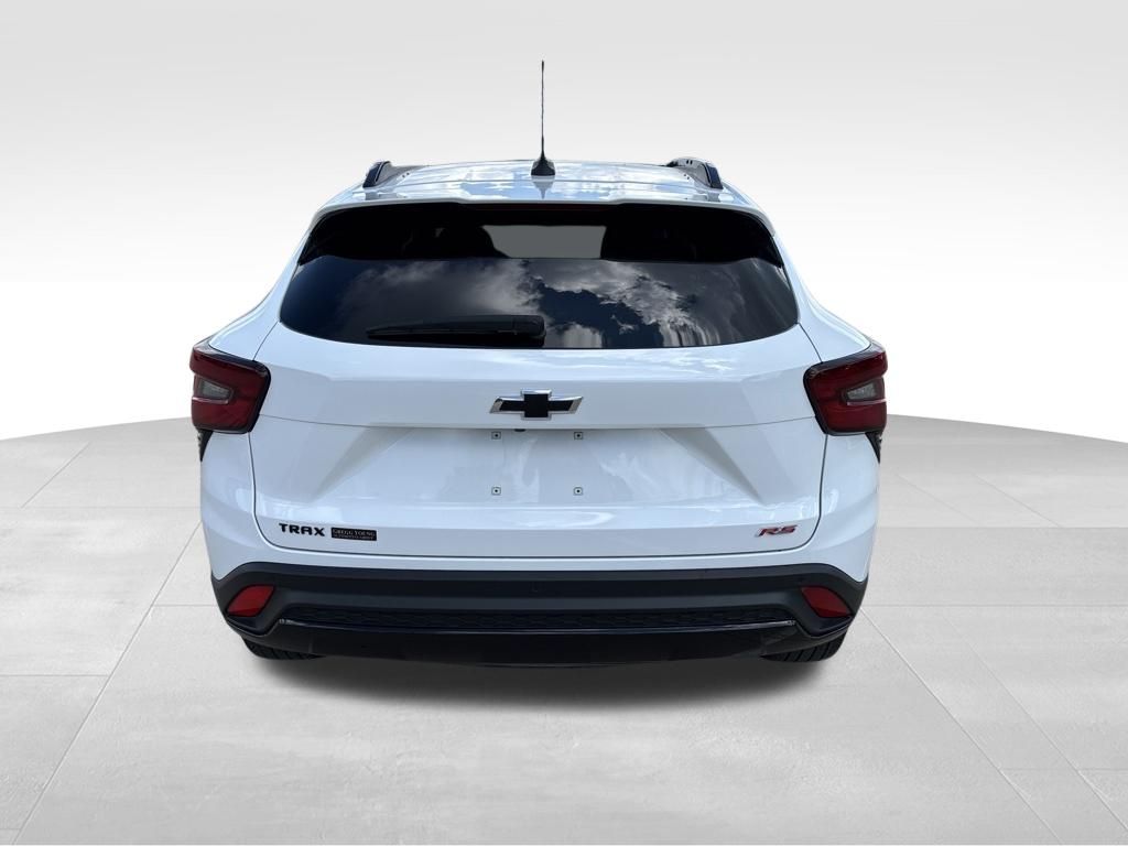 Used 2025 Chevrolet Trax SUV