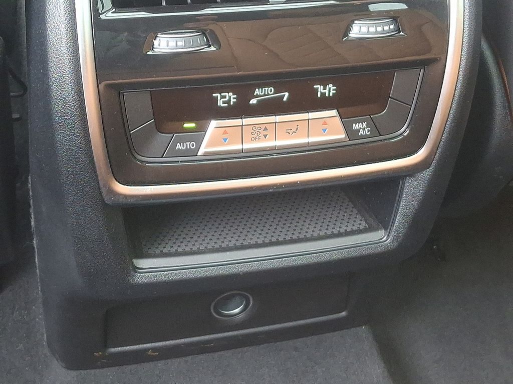 2023 BMW X5 xDrive45e 11