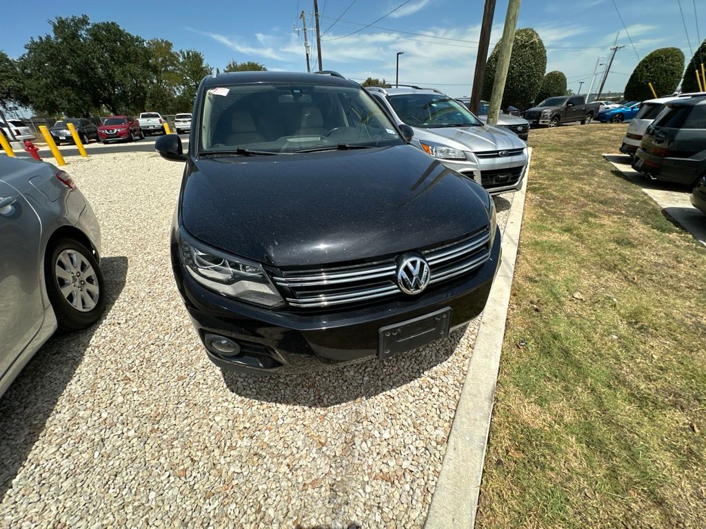 Thumbnail: 2016 Volkswagen Tiguan - 7