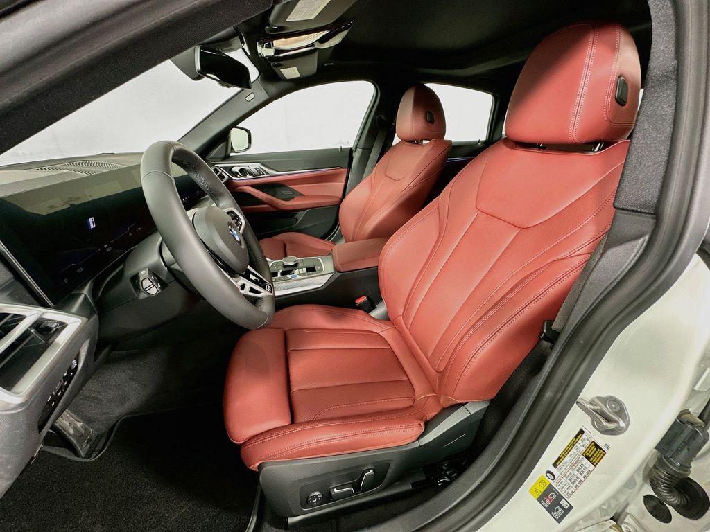Thumbnail: 2026 BMW i4 - 16