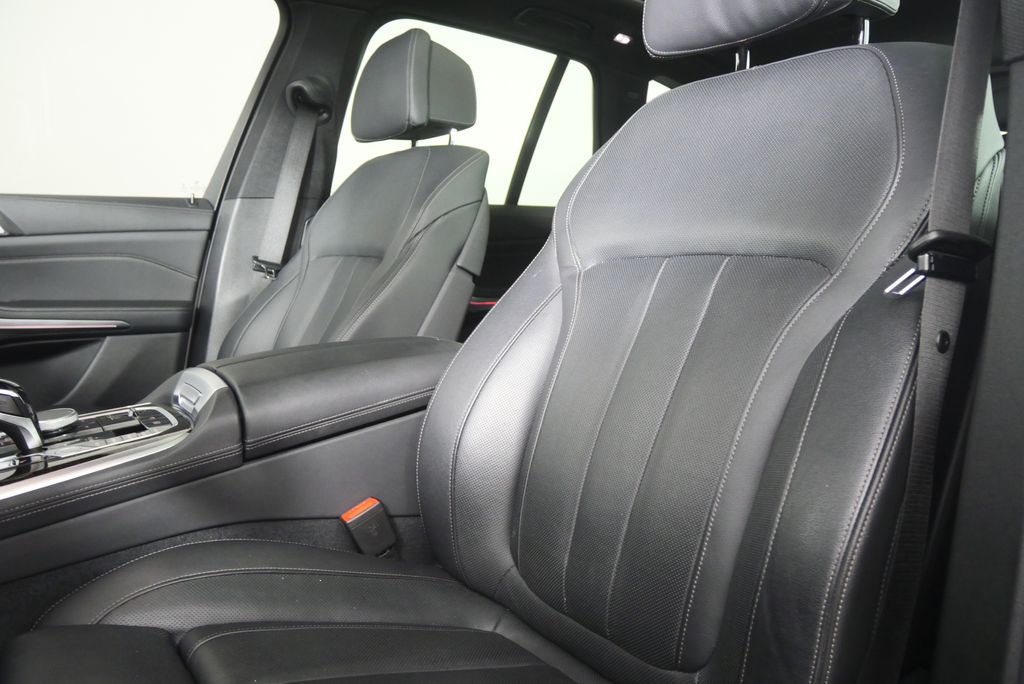 Thumbnail: 2019 BMW X5 - 10
