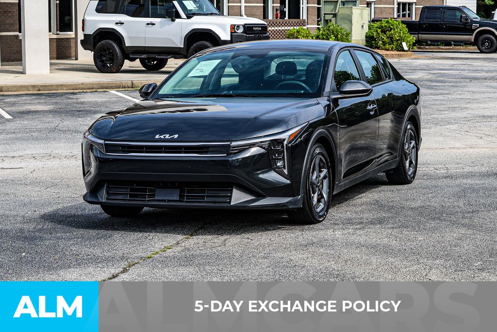Used 2025 Gray Kia LXS image 4