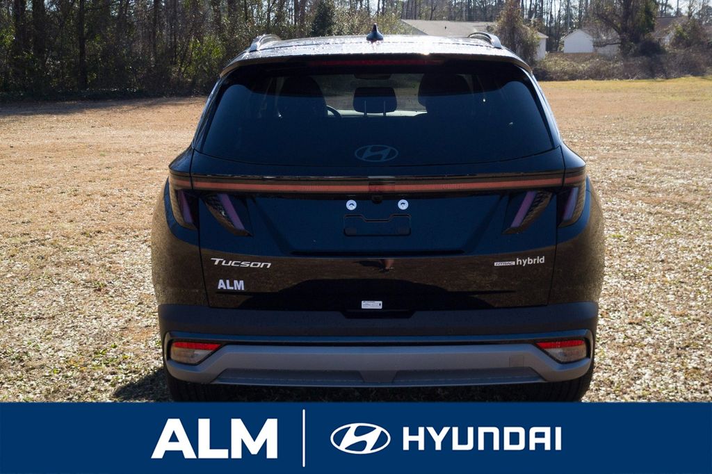 2025 Hyundai Tucson Hybrid Limited photo 3