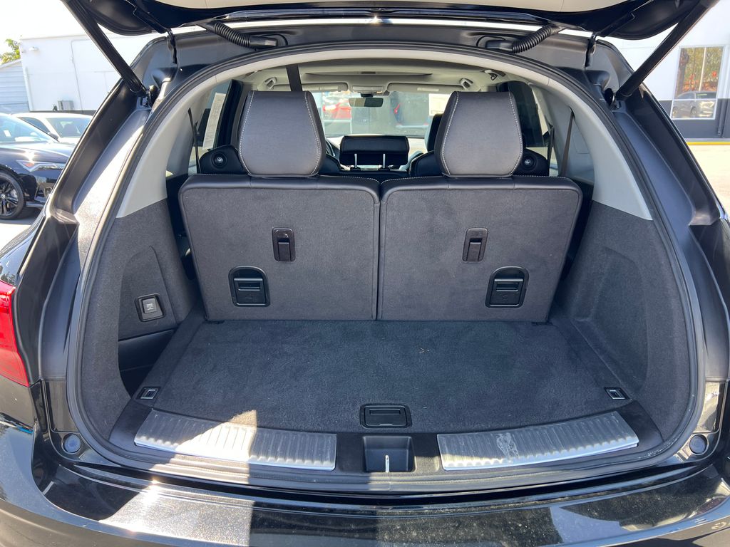 Thumbnail: 2019 Acura MDX - 32