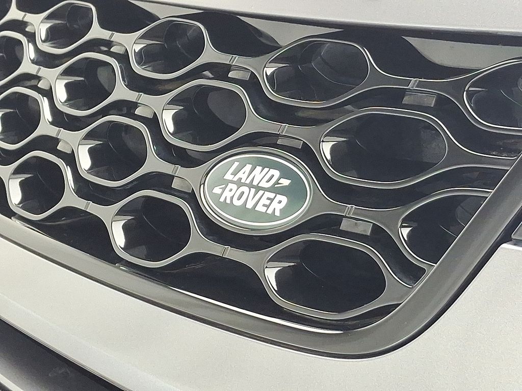 Thumbnail: 2025 Land Rover Discovery Sport - 29