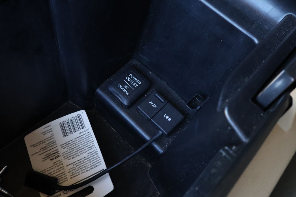 Thumbnail: 2012 Honda Accord - 27
