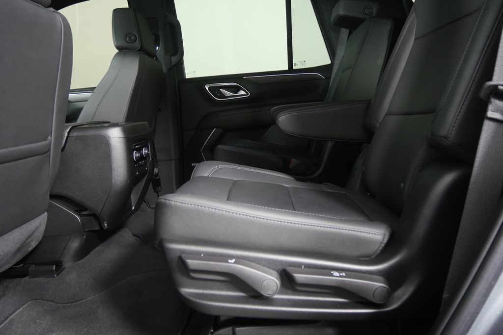 Thumbnail: 2024 Chevrolet Tahoe - 16
