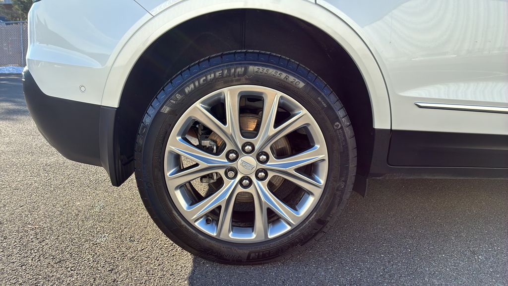 used 2020 Cadillac XT5 car, priced at $26,600