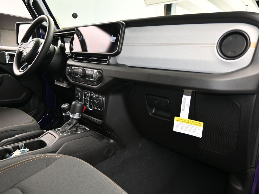 New 2026 Reign Jeep Sport image 36