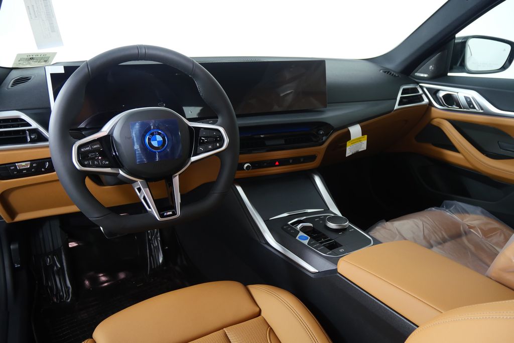 2025 BMW i4 eDrive40 18