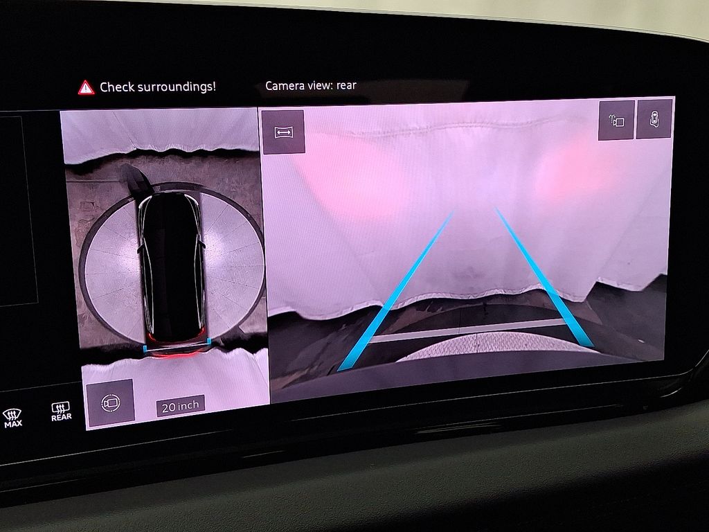 Thumbnail: 2025 Audi e-tron S - 19