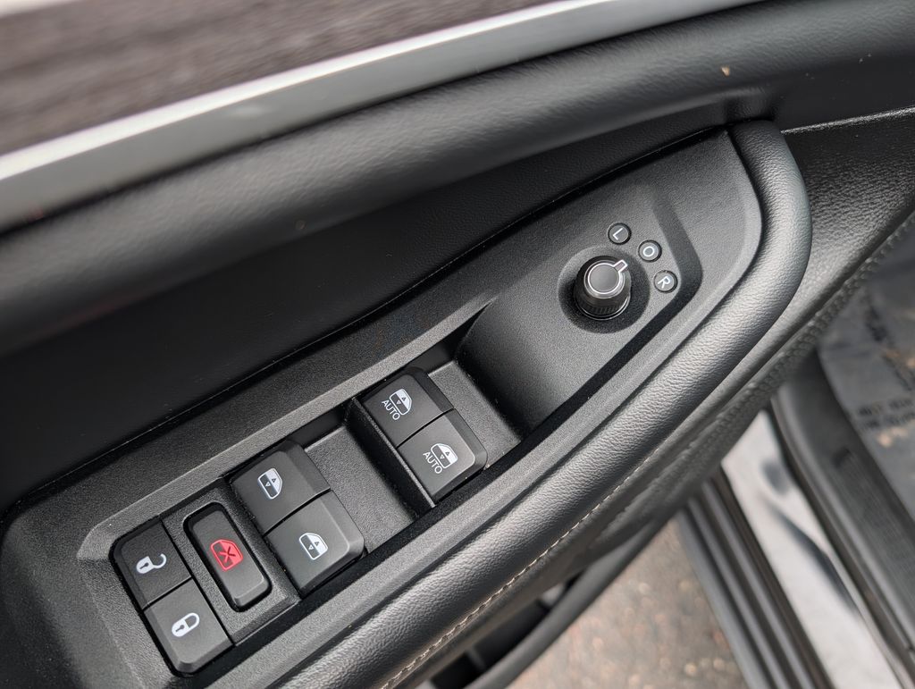 Used 2023 Jeep Grand Cherokee SUV