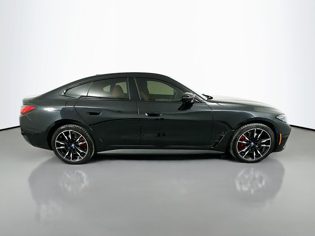 Thumbnail: 2023 BMW i4 - 4