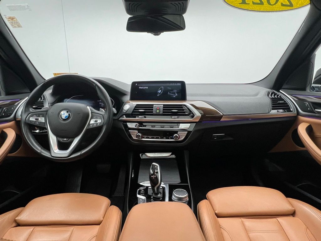 Thumbnail: 2021 BMW X3 - 10
