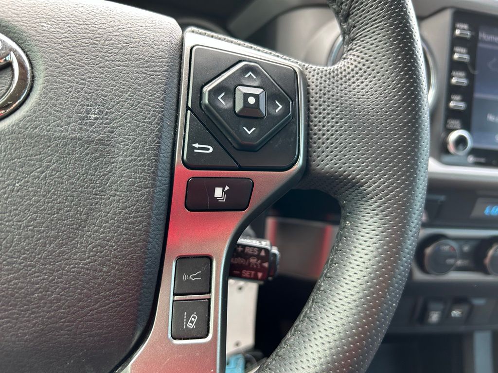 2022 Toyota Tacoma SR5 17