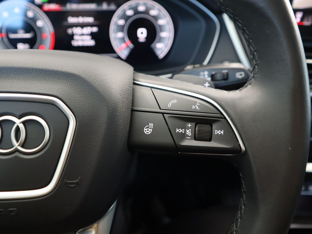 Thumbnail: 2025 Audi Q5 - 12