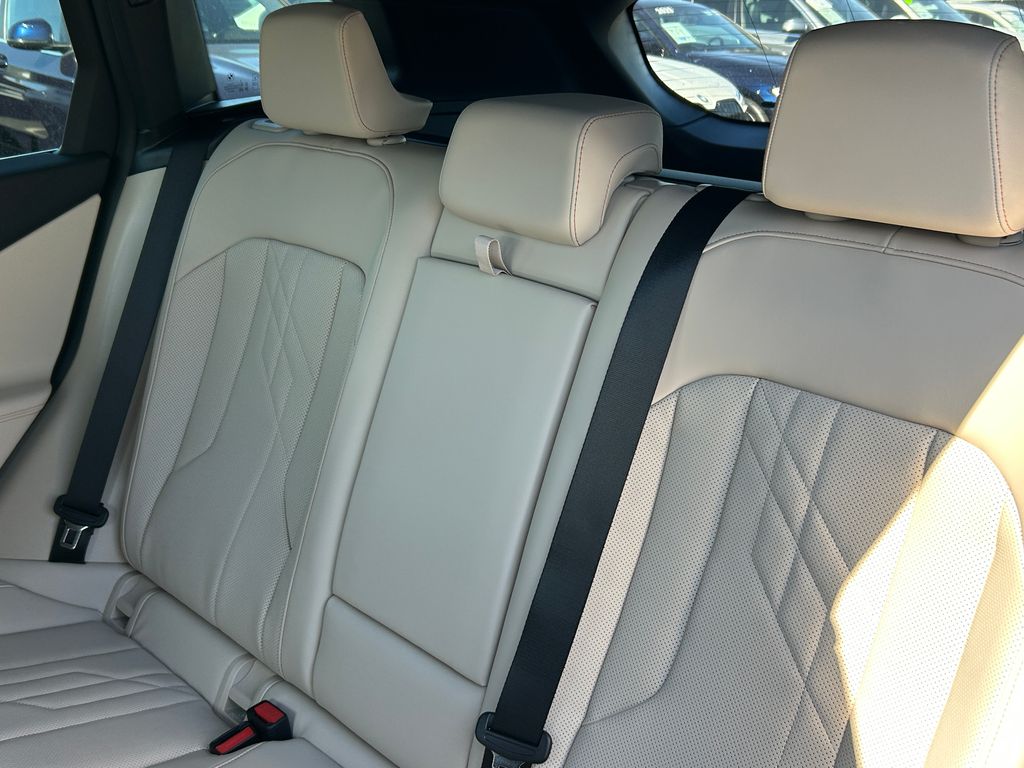 Thumbnail: 2026 BMW X3 - 32