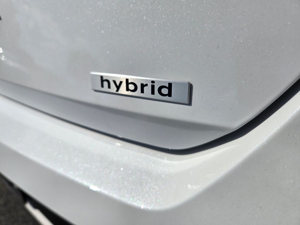 Thumbnail: 2025 Hyundai Elantra - 11