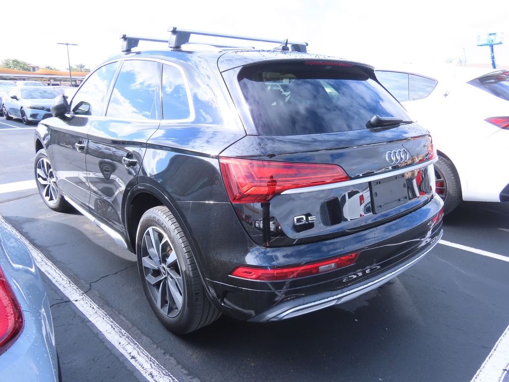 Thumbnail: 2021 Audi Q5 - 4