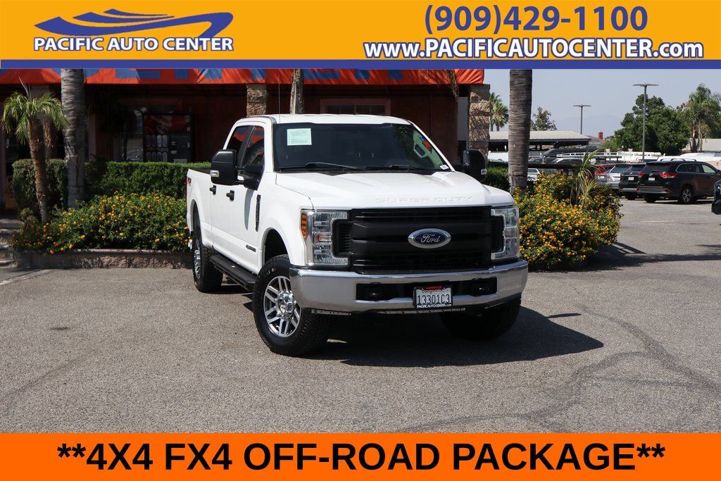 Oxford White 2019 Ford F-250 Super Duty Pickup Truck Four-Wheel Drive 6-Speed Automatic