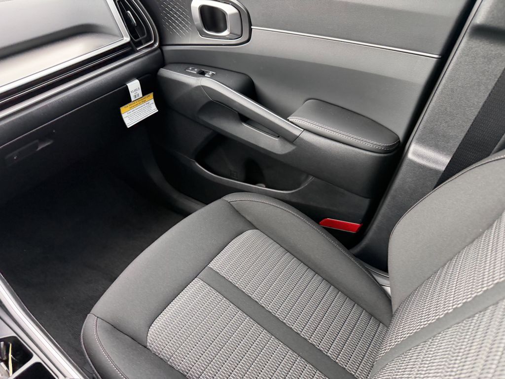 new 2026 Kia Sorento car, priced at $29,664
