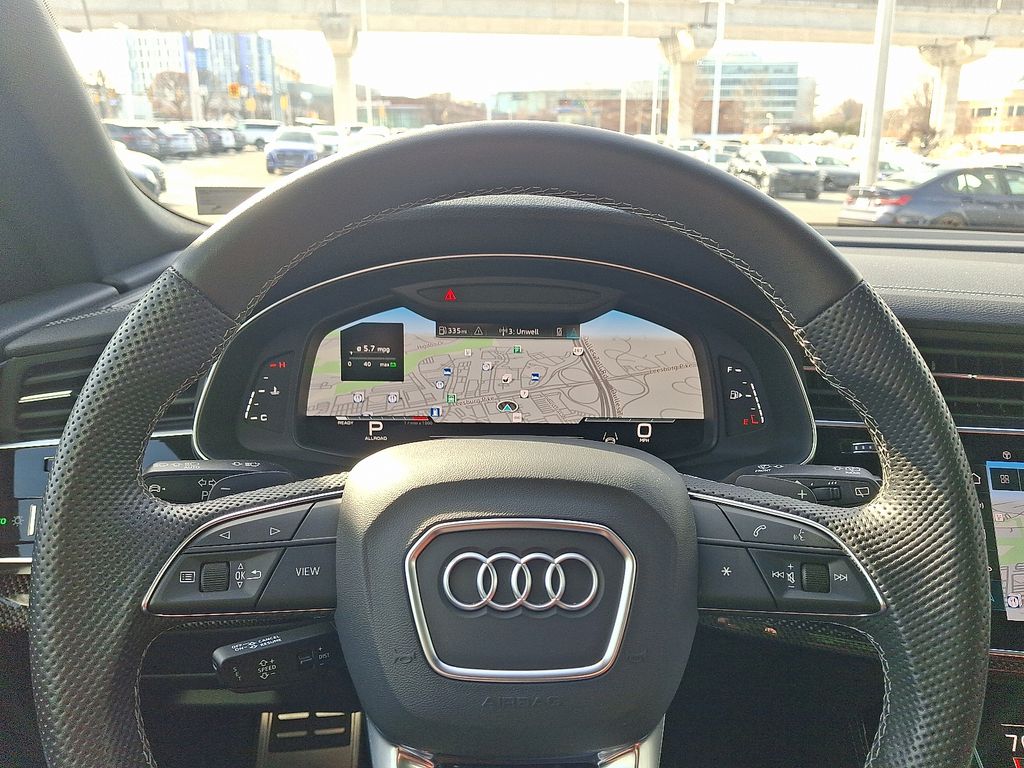 Thumbnail: 2023 Audi SQ8 - 20