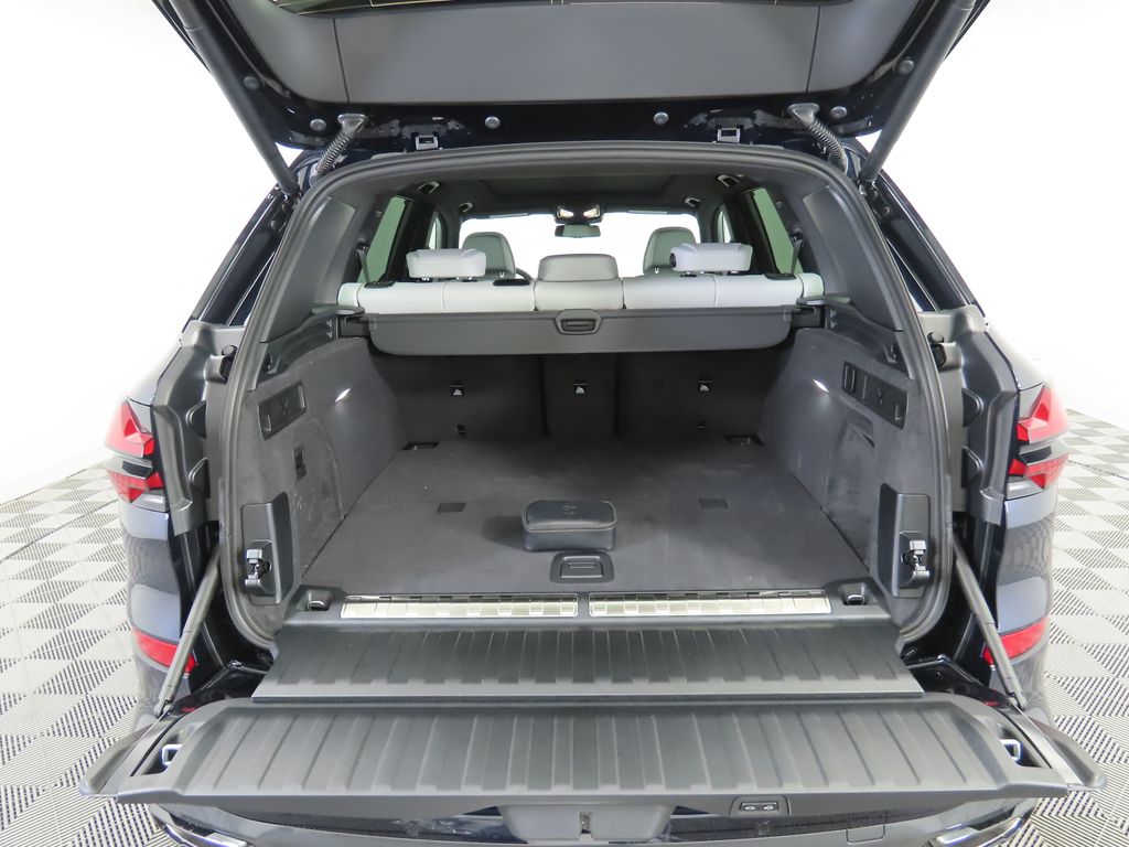 Thumbnail: 2026 BMW X5 - 29