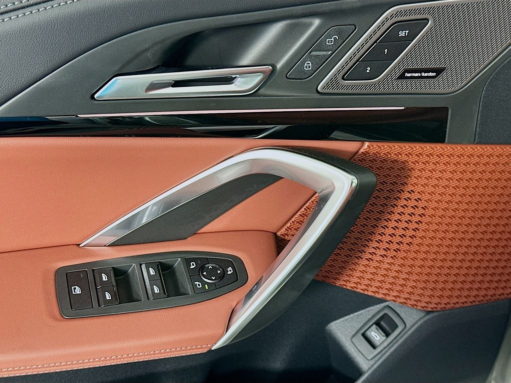 Thumbnail: 2026 BMW X1 - 20