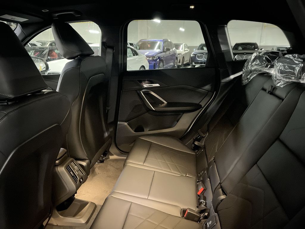 Thumbnail: 2026 BMW X1 - 23