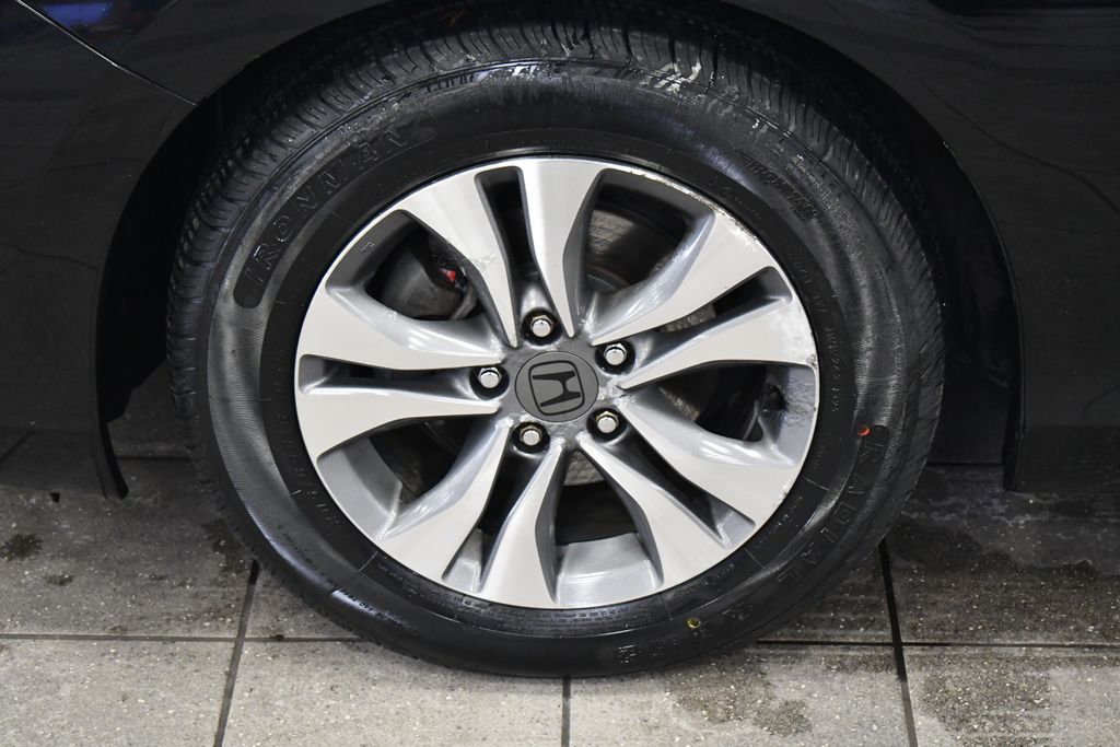 Thumbnail: 2015 Honda Accord - 13