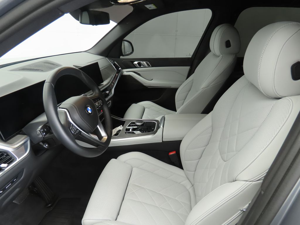 Thumbnail: 2024 BMW X5 - 20