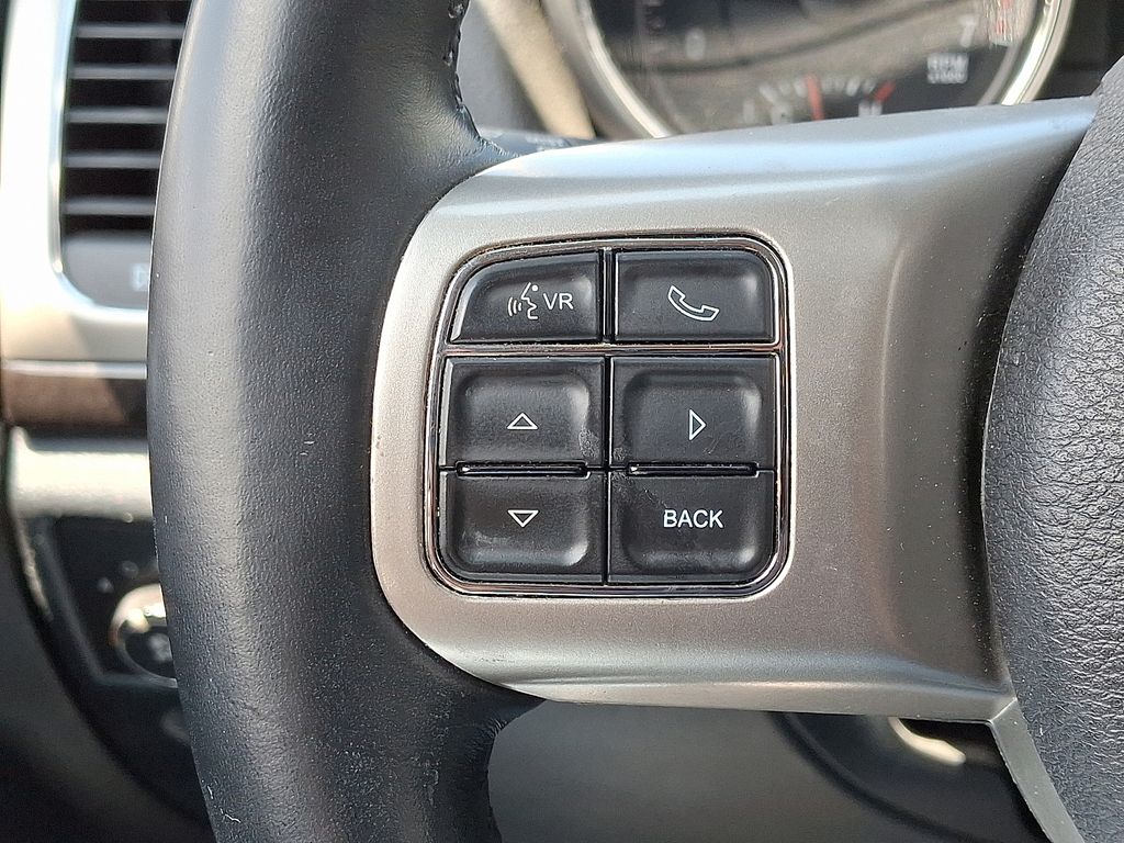 Thumbnail: 2013 Jeep Grand Cherokee - 20