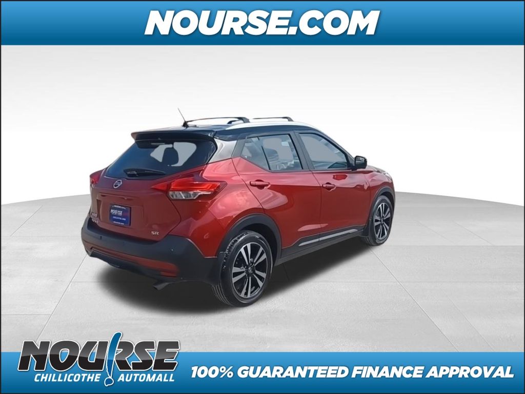 2020 Nissan Kicks SR photo
