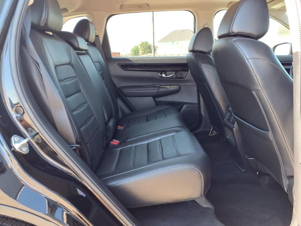 Used 2023  Honda EX-L image 18