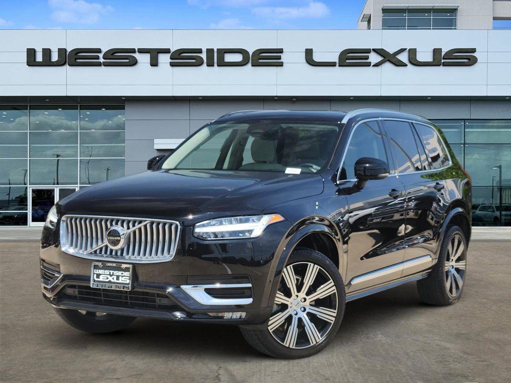 2024 Volvo XC90 B6 Plus Bright Theme 7-Passenger AWD