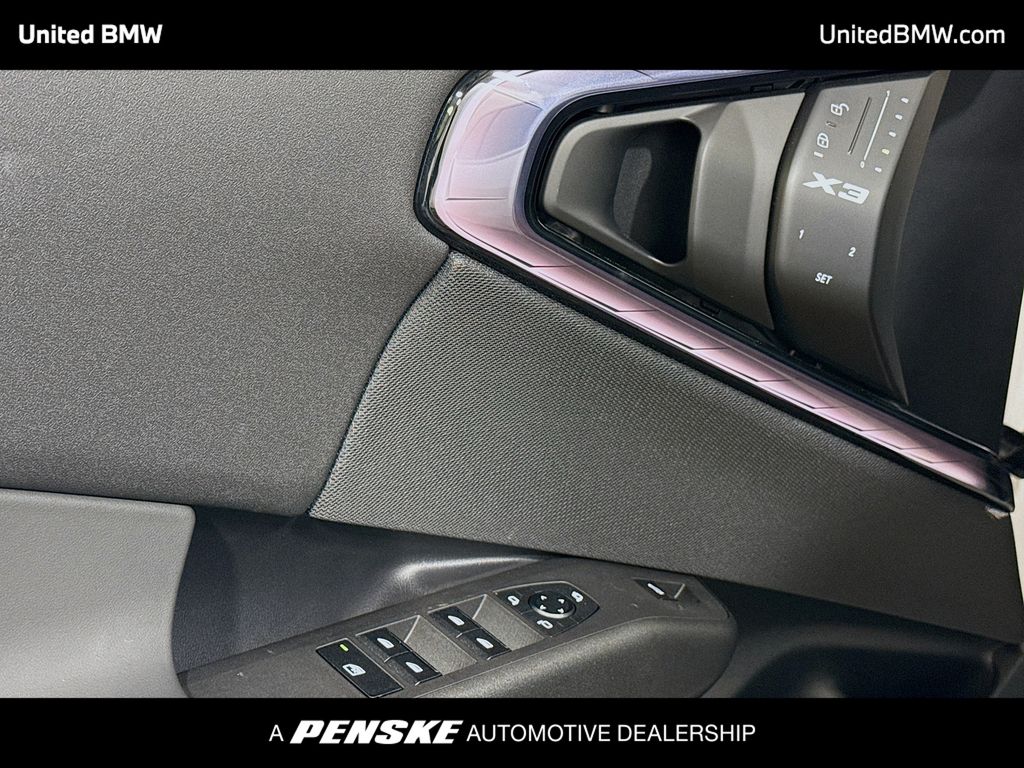 Thumbnail: 2025 BMW X3 - 3