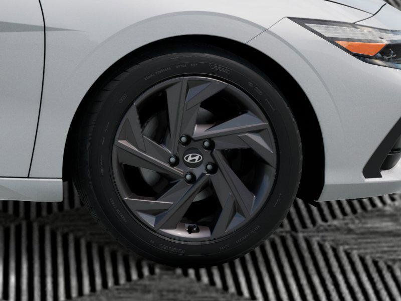 2026 Hyundai Elantra — photo 8