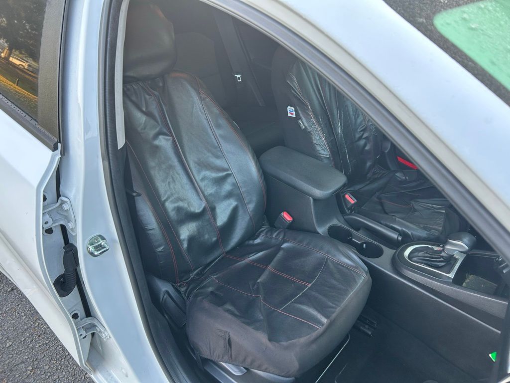 Thumbnail: 2022 Kia Forte - 13